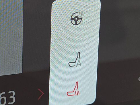 Used 2025 Ford Expedition Active image 6