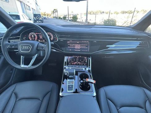 Used 2025 Audi Q7 3.0T Premium w/ Convenience Package image 11