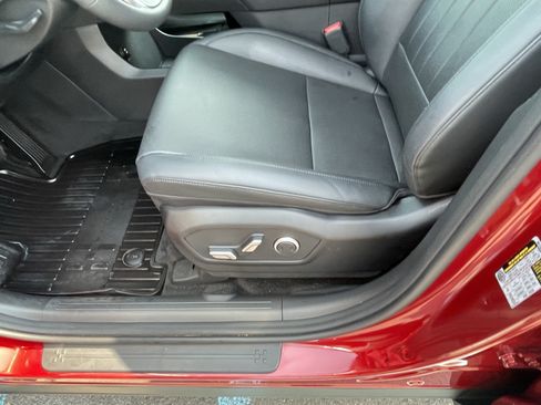 Certified 2024 Hyundai Santa Fe SEL AWD/4WD image 16