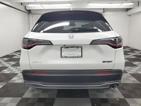 Certified 2024 Honda HR-V Sport image 5