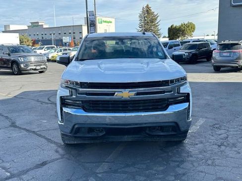 Used 2019 Chevrolet Silverado 1500 LT w/ Z71 Off-Road Package AWD/4WD image 2