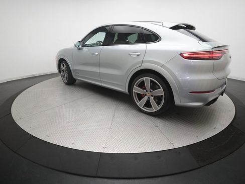 Certified 2023 Porsche Cayenne GTS AWD/4WD image 36