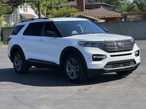 Certified 2024 Ford Explorer XLT w/ Equipment Group 202A AWD/4WD image 7