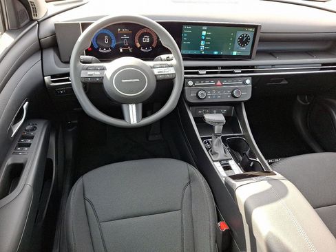 New 2026 Hyundai Tucson SE image 7