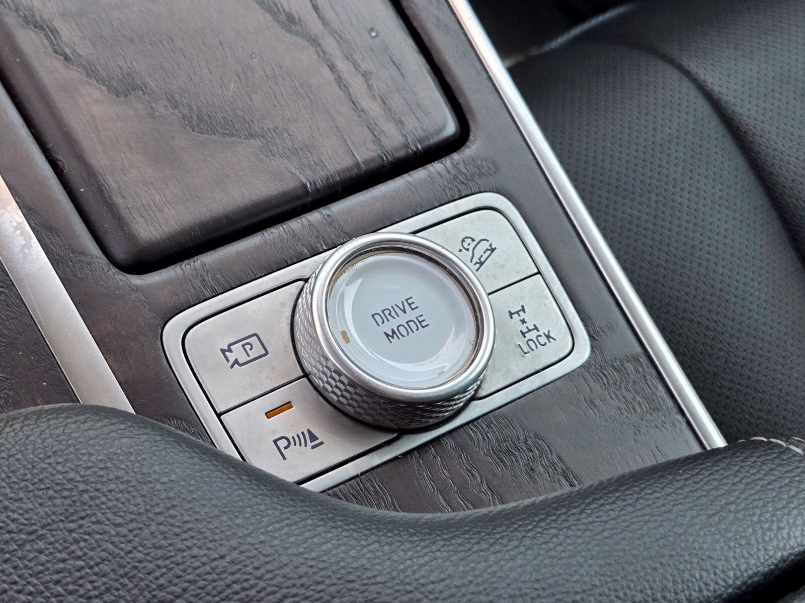 Used 2024 Genesis GV80 2.5T AWD/4WD image 31
