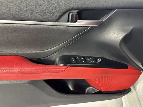 Used 2018 Toyota Camry XSE w/ Driver Assist Package FWD image 21