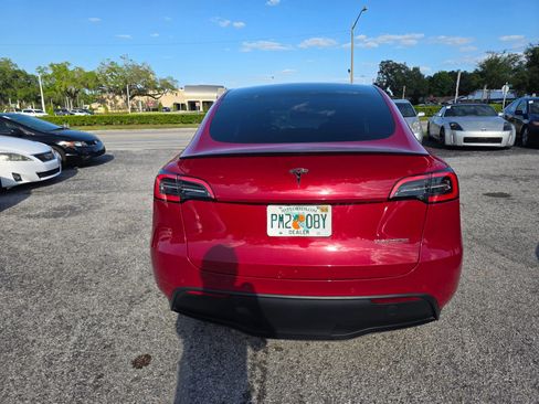 Used 2022 Tesla Model Y Performance image 4
