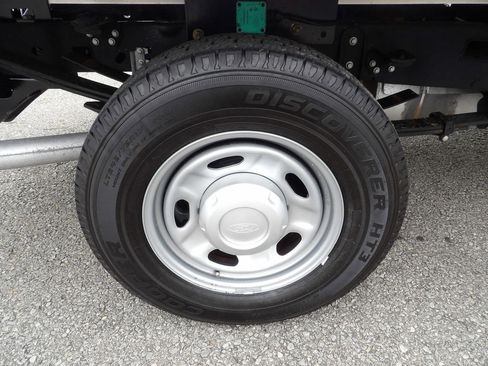 Used 2019 Ford F250 XL RWD image 45