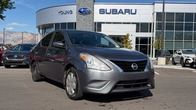 Used 2017 Nissan Versa SV FWD image 1