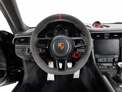 Used 2017 Porsche 911 Carrera GTS RWD image 19