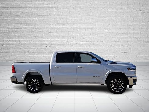 New 2026 RAM 1500 Laramie AWD/4WD image 5