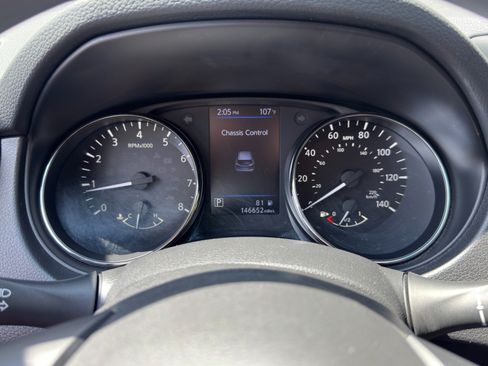 Used 2020 Nissan Rogue Sport S w/ Appearance Package FWD image 17