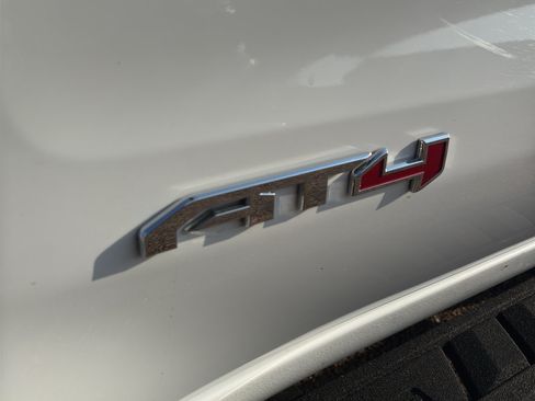 Used 2022 GMC Sierra 1500 AT4 w/ AT4 Premium Package AWD/4WD image 28