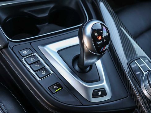 Used 2018 BMW M3 image 26