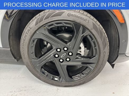 Used 2024 Chevrolet Equinox EV RS FWD image 2