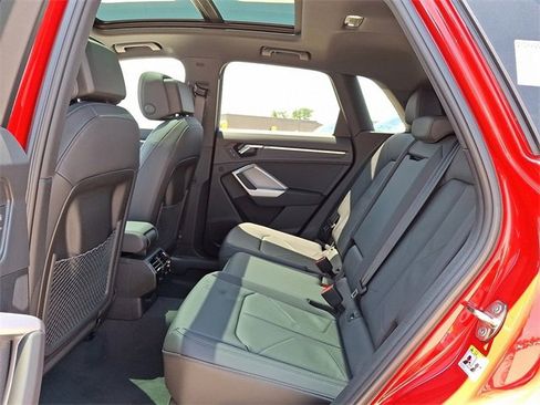 New 2025 Audi Q3 2.0T Premium image 6