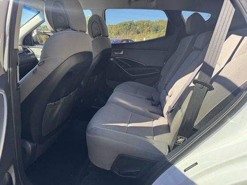 Used 2017 Hyundai Santa Fe Sport image 15