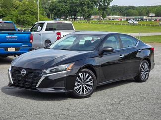 Used 2025 Nissan Altima 2.5 SV FWD video 2