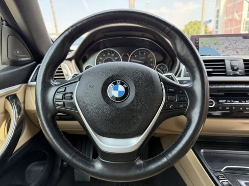 Used 2020 BMW 430i xDrive Convertible w/ Executive Package image 17