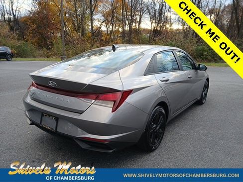 Used 2023 Hyundai Elantra SEL image 6