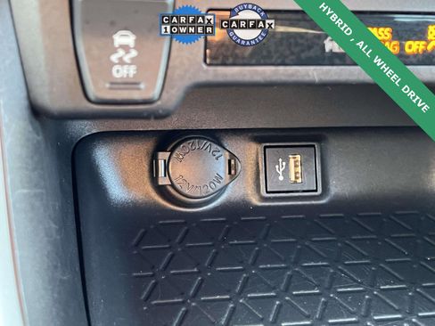 Used 2025 Toyota RAV4 LE image 10