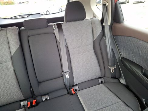 Used 2023 Nissan Rogue SV image 20