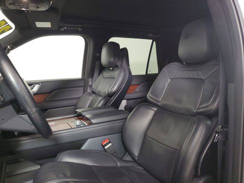 Used 2023 Lincoln Navigator Reserve AWD/4WD image 22