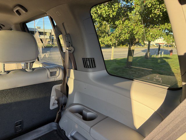 Used 2010 Honda Pilot EX-L image 16