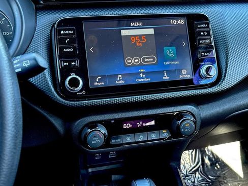 Used 2021 Nissan Kicks SV image 17