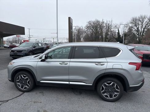 Used 2021 Hyundai Santa Fe Limited w/ Cargo Package image 4