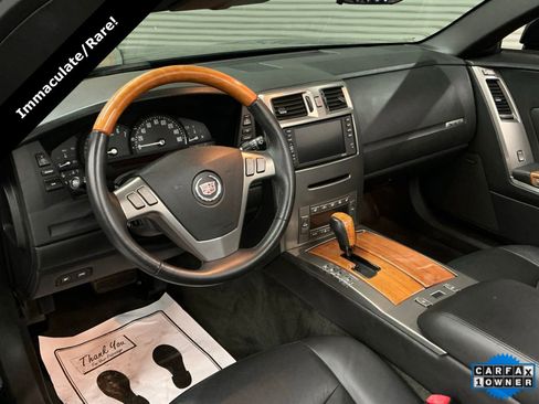 Used 2005 Cadillac XLR image 9