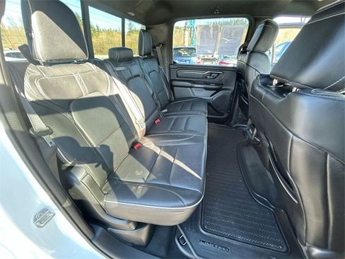 Used 2022 RAM 1500 Limited w/ Body-Colour Bumper Group image 26