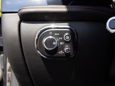 Used 2019 Bentley Mulsanne image 30