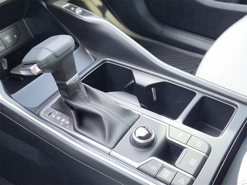 New 2026 Kia Sorento S w/ S Panoramic Sunroof Package FWD image 17