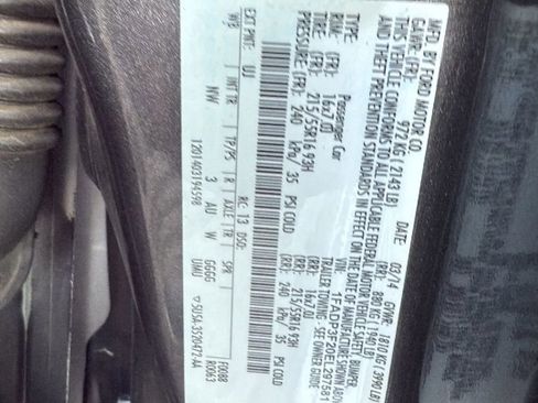 Used 2014 Ford Focus SE w/ SE Sport Package image 15