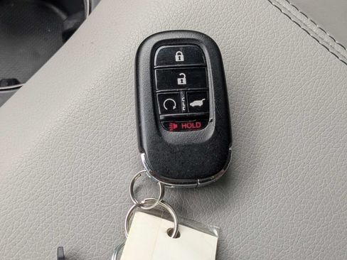 Used 2024 Honda Pilot EX-L image 33