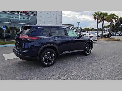 New 2026 Nissan Rogue SV image 31