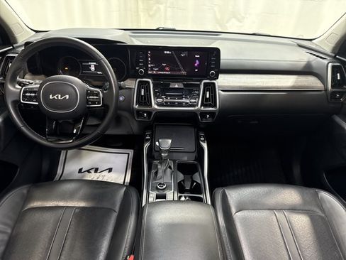 Certified 2023 Kia Sorento X-Line EX AWD/4WD image 23