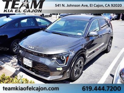 Certified 2023 Kia Niro Wind