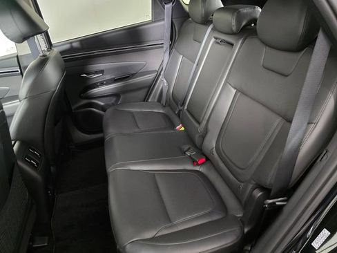 Used 2022 Hyundai Tucson Limited AWD/4WD image 19