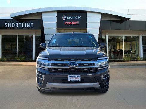 Used 2024 Ford Expedition Limited image 9