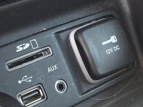 Used 2016 Jeep Cherokee Limited AWD/4WD image 26