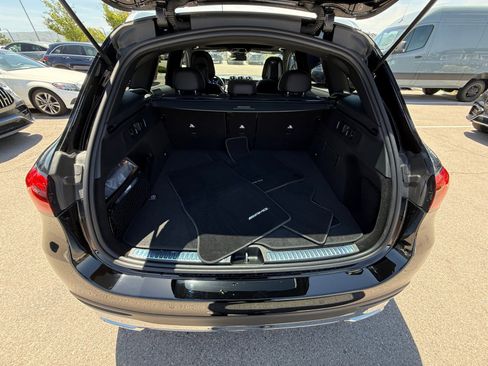 Used 2026 Mercedes-Benz GLC 300 4MATIC image 34