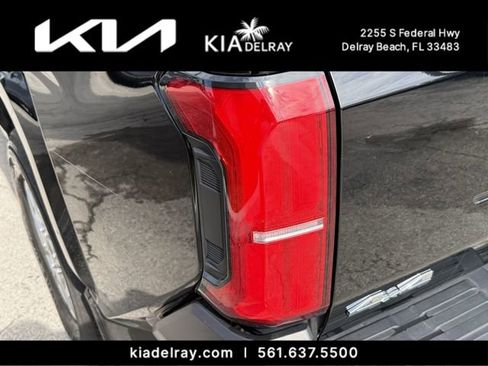 Used 2024 Toyota Tacoma SR AWD/4WD image 7