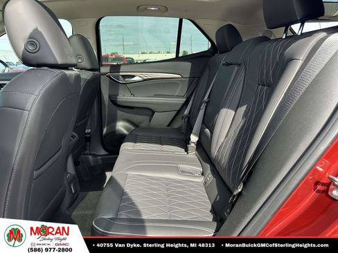 Used 2023 Buick Envision Avenir AWD/4WD image 12