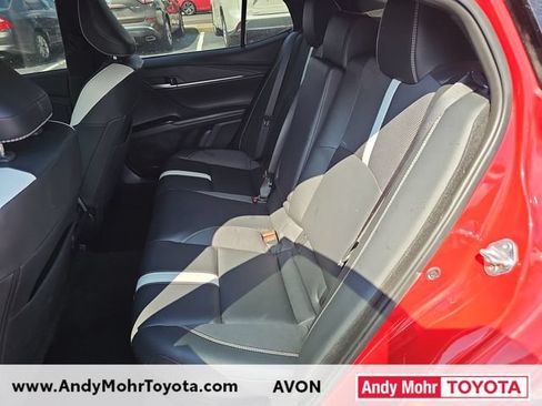 Used 2025 Toyota Camry SE FWD image 11