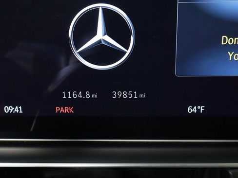 Used 2024 Mercedes-Benz GLE 450e 4MATIC image 17