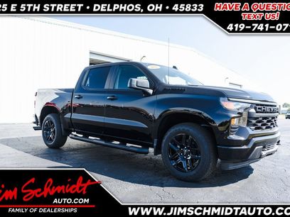 New 2026 Chevrolet Silverado 1500 Custom w/ Turbomax Blackout Package