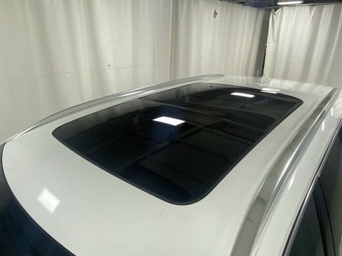 Used 2025 Volvo XC90 B6 Plus image 6