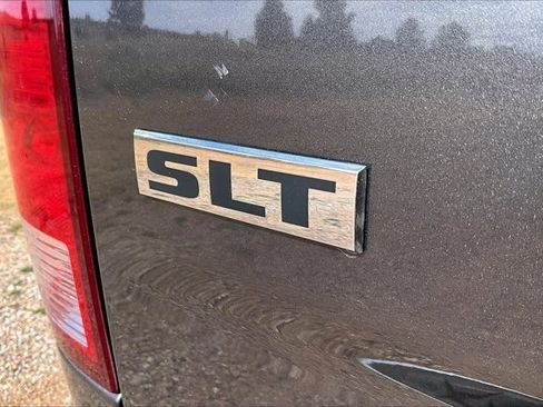 Used 2014 RAM 1500 Classic SLT AWD/4WD image 23